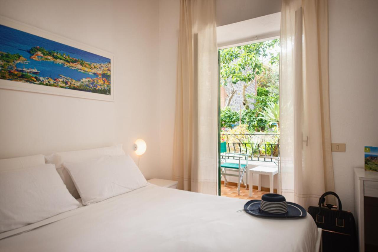Villa Bina Sea Hotel Sant'Angelo  Exteriér fotografie