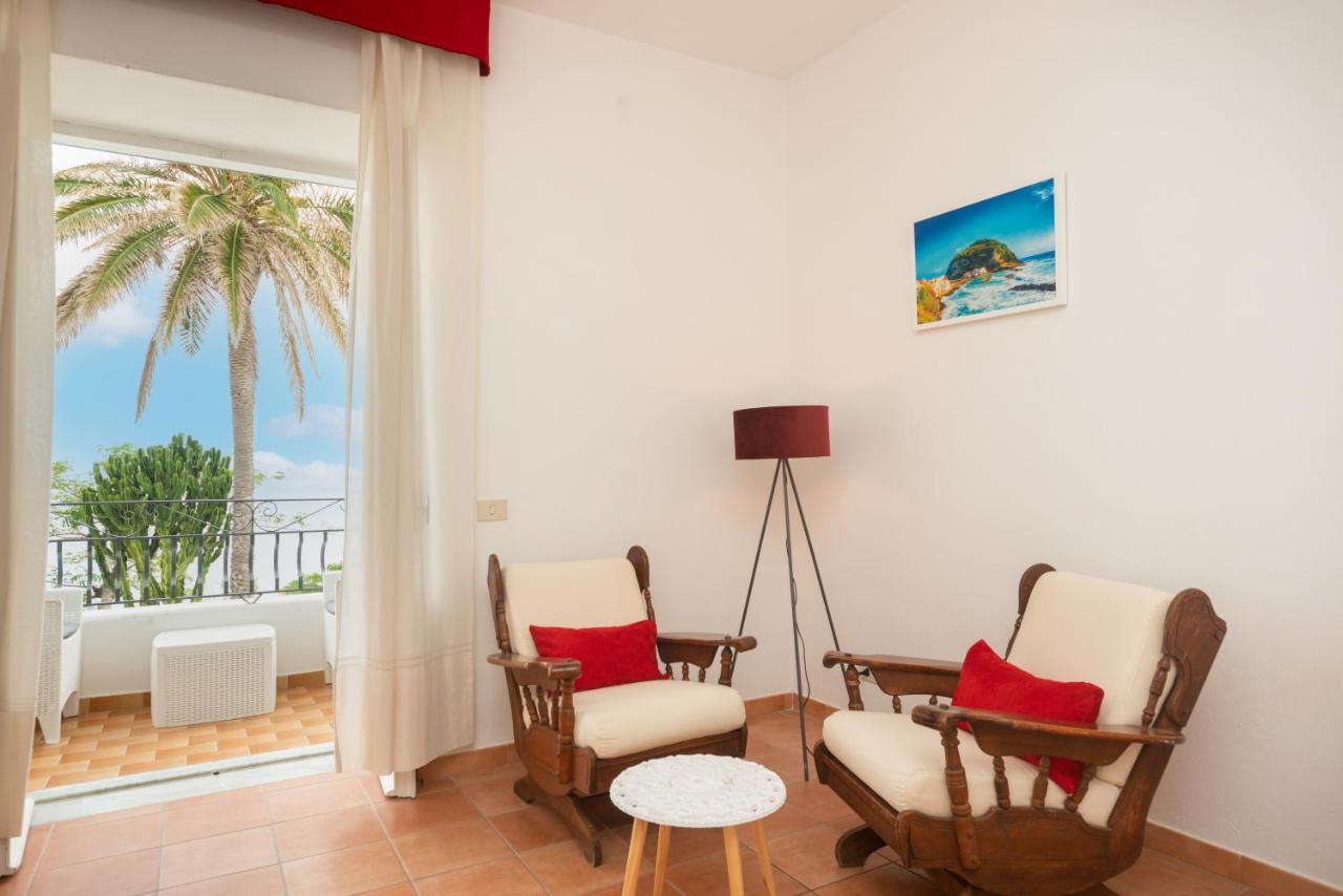 Villa Bina Sea Hotel Sant'Angelo  Exteriér fotografie