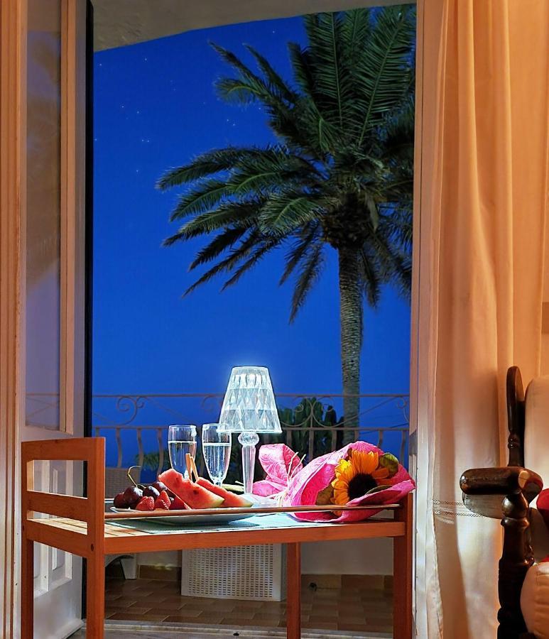 Villa Bina Sea Hotel Sant'Angelo  Exteriér fotografie